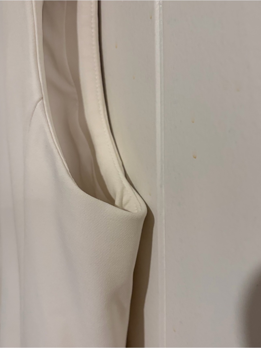 Express Cream Sleeveless Tailored Blazer Vest - Picture 7 of 8